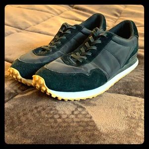 Greats brand causual black sneaker, Size 9